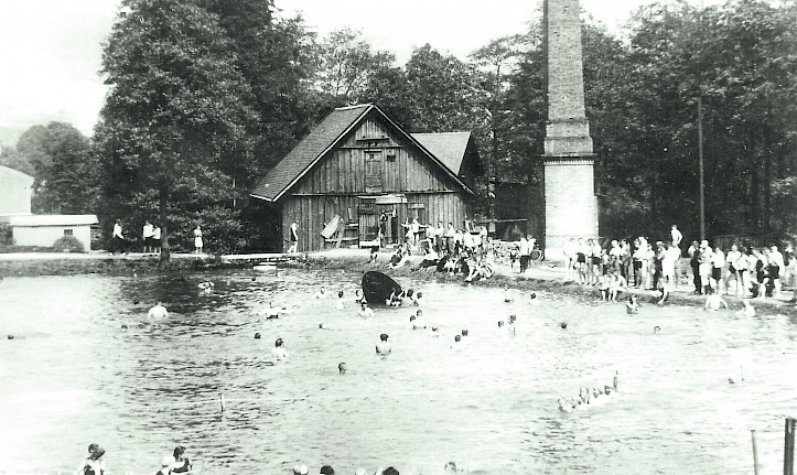 Walfischteich als Badeteich, Mitte der 1920er Jahre